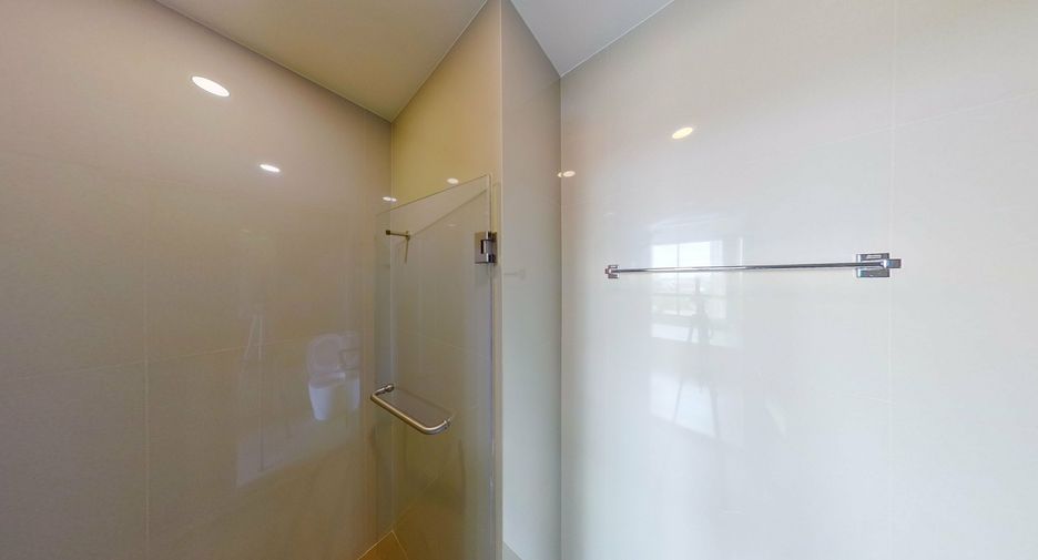 For sale 1 bed condo in Bang Na, Bangkok