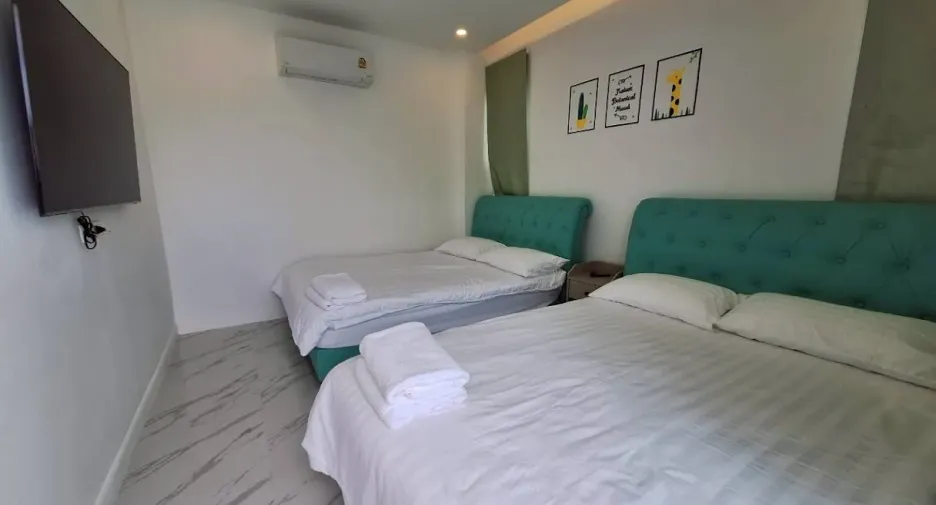 For rent 4 bedrooms villa in Hua Hin, Prachuap Khiri Khan