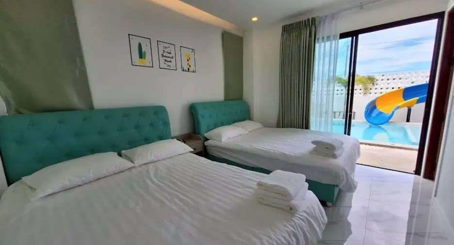 For rent 4 bedrooms villa in Hua Hin, Prachuap Khiri Khan