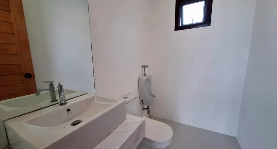 For rent 4 bedrooms villa in Hua Hin, Prachuap Khiri Khan