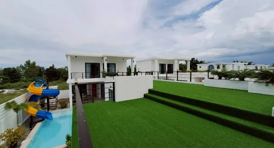For rent 4 bedrooms villa in Hua Hin, Prachuap Khiri Khan