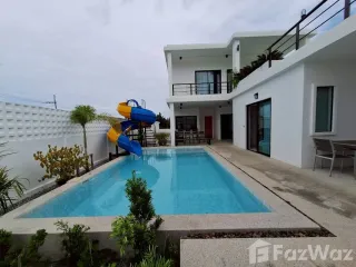 For rent 4 bedrooms villa in Hua Hin, Prachuap Khiri Khan