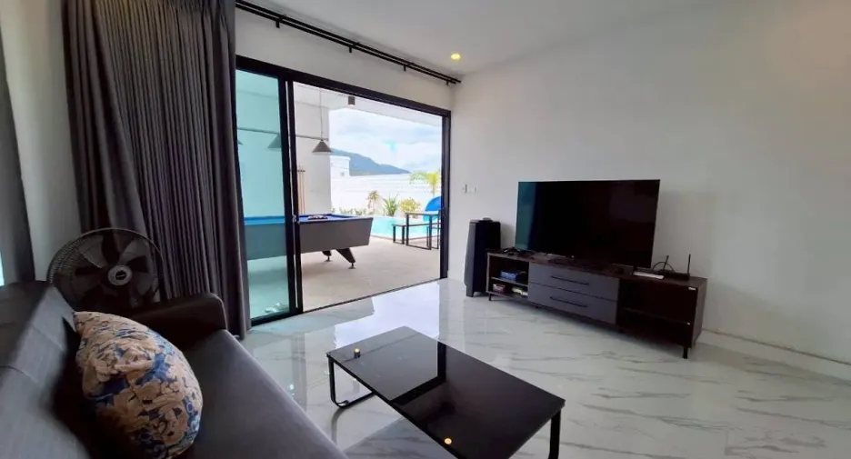 For rent 4 bedrooms villa in Hua Hin, Prachuap Khiri Khan