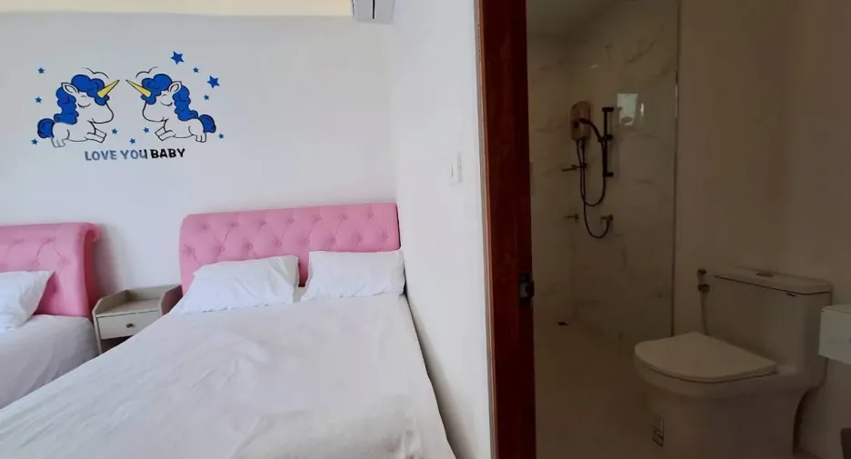 For rent 4 bedrooms villa in Hua Hin, Prachuap Khiri Khan