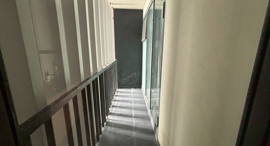 For sale and for rent 2 bedrooms condo in Sathon, Bangkok
