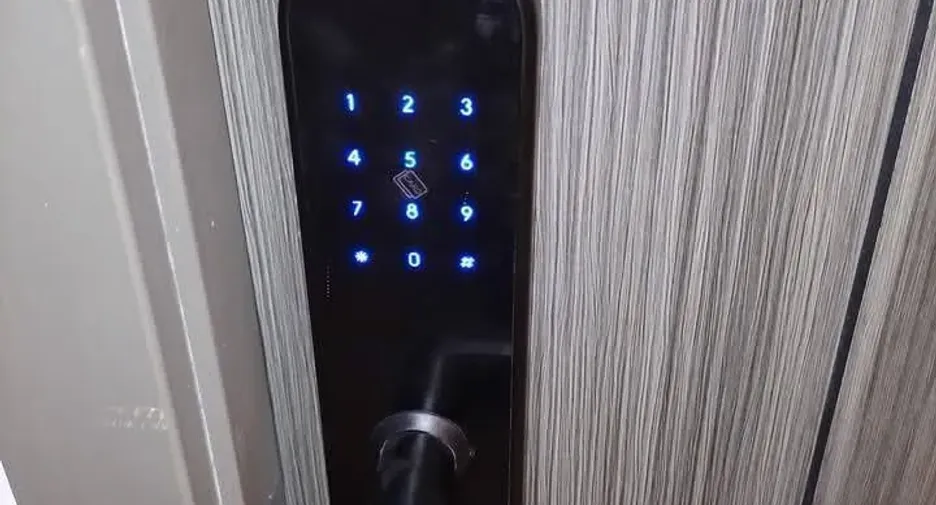 For rent 1 bed condo in Mueang Samut Prakan, Samut Prakan