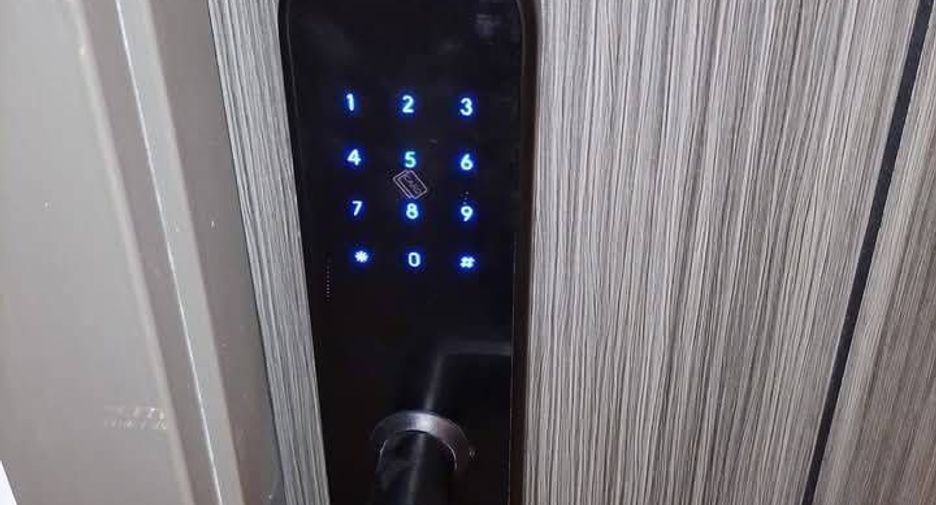 For rent 1 bed condo in Mueang Samut Prakan, Samut Prakan
