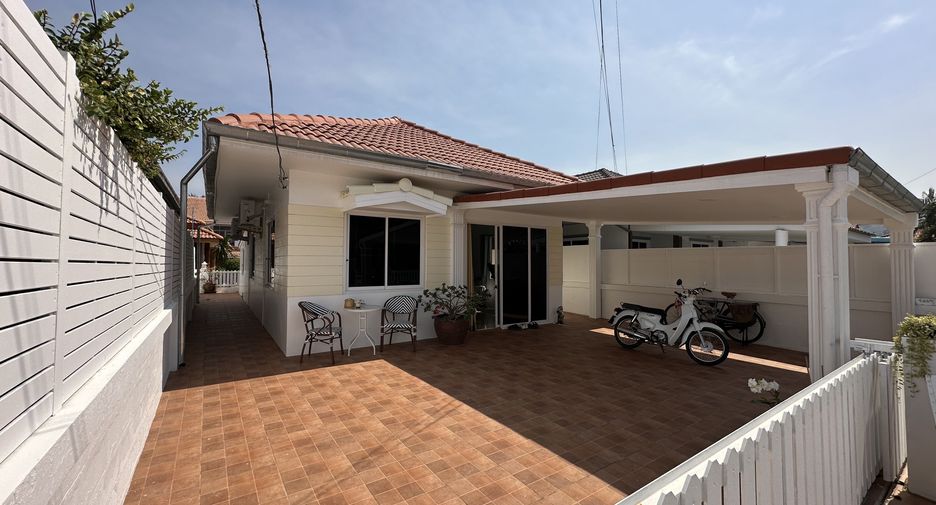 For sale 2 bedrooms house in Cha Am, Phetchaburi