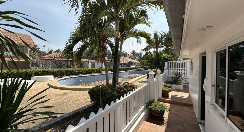 For sale 2 bedrooms house in Cha Am, Phetchaburi