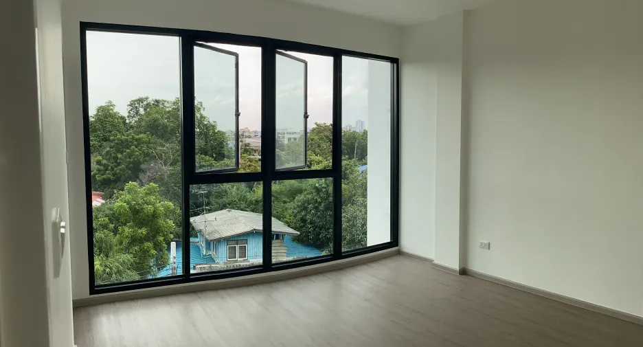 Casa adosada en venta de 3 habitaciones en Bangkok Noi, Bangkok