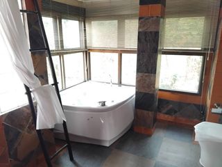 出售 4 卧室 独立屋 在 Mueang Chiang Mai, Chiang Mai
