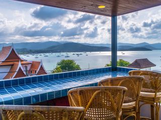 À vendre 6 chambres villa à Ko Samui, Surat Thani