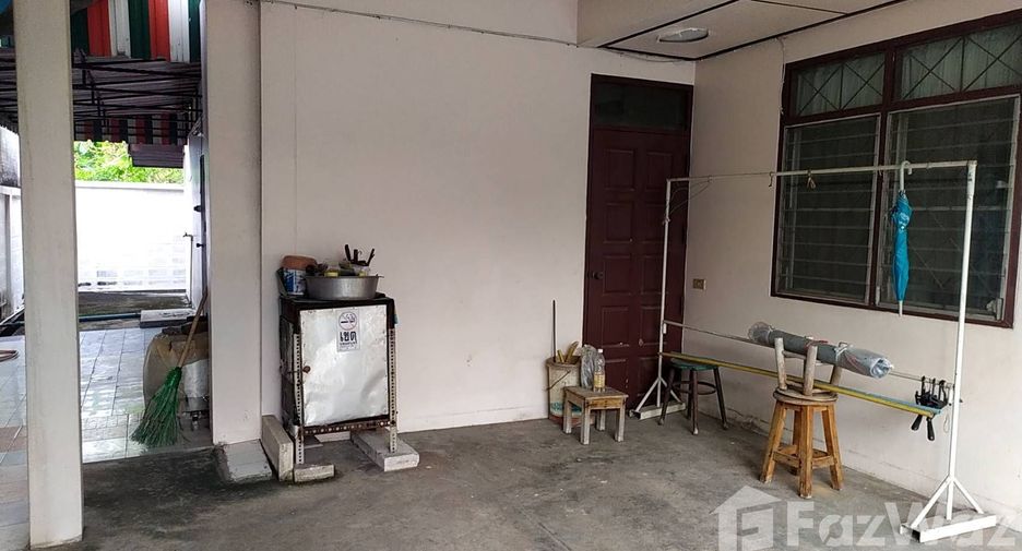 For sale 4 bedrooms house in Don Mueang, Bangkok