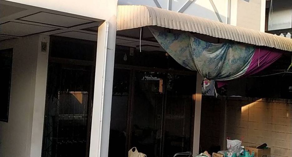 出售 4 卧室 独立屋 在 Don Mueang, 曼谷
