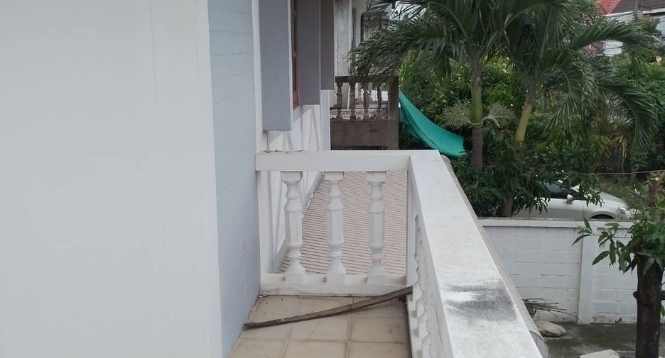 For sale 4 bedrooms house in Don Mueang, Bangkok
