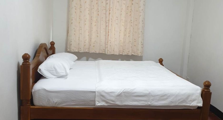 Casa adosada en venta de 4 habitaciones en Mueang Chiang Mai, Chiang Mai