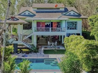 Villa en venta de 5 habitaciones en Thalang, Phuket