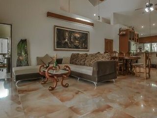 Villa en venta de 5 habitaciones en Thalang, Phuket