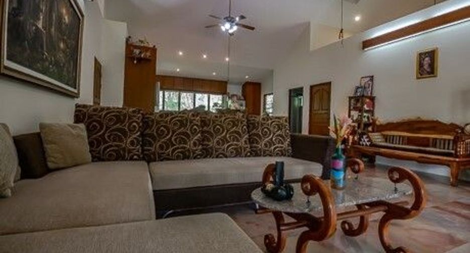 Villa en venta de 5 habitaciones en Thalang, Phuket