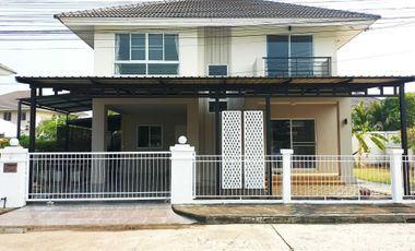 For rent 3 bedrooms house in San Kamphaeng, Chiang Mai