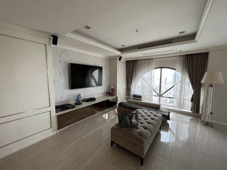 For sale 3 bedrooms condo in Bang Rak, Bangkok