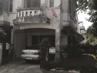 出售 2 卧室 联排别墅 在 San Sai, Chiang Mai