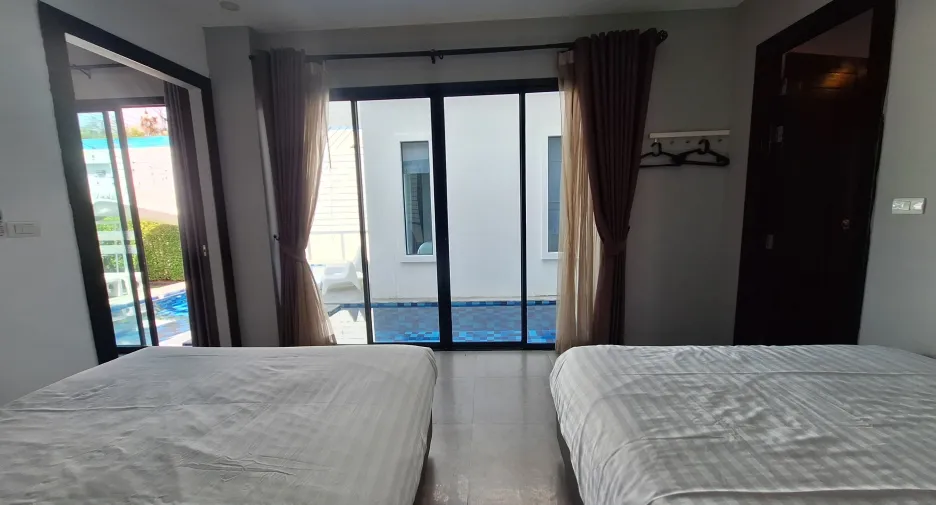 For rent 3 bedrooms villa in Hua Hin, Prachuap Khiri Khan
