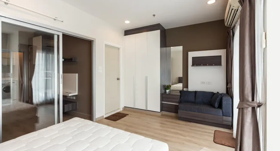 For sale 1 bed condo in Sathon, Bangkok
