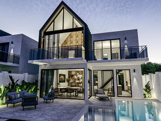 For sale 4 bedrooms townhouse in Ko Samui, Surat Thani