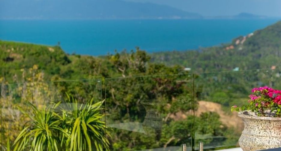 For rent 4 ベッドルーム villa in Ko Samui, Surat Thani