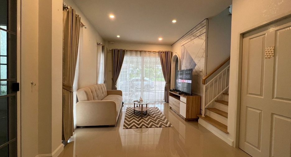 À vendre et à louer 3 chambres maison à Saraphi, Chiang Mai