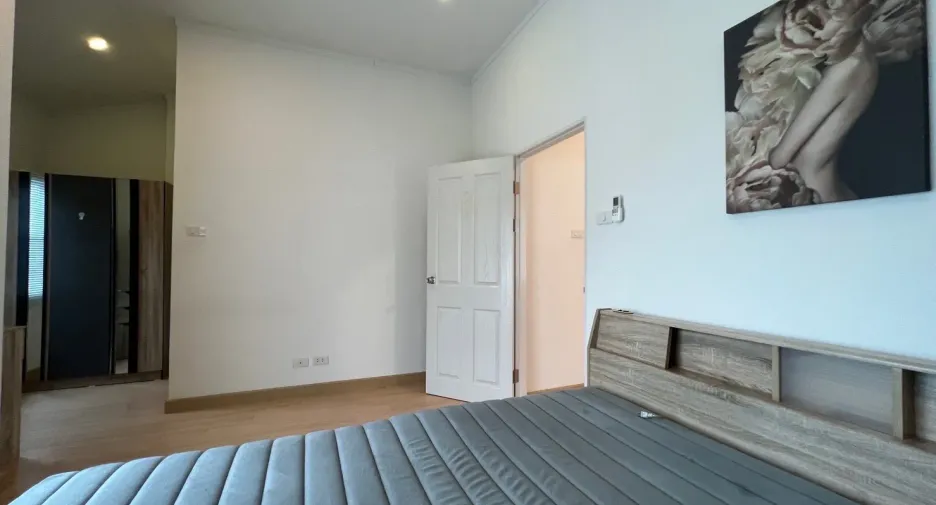 À vendre et à louer 3 chambres maison à Saraphi, Chiang Mai