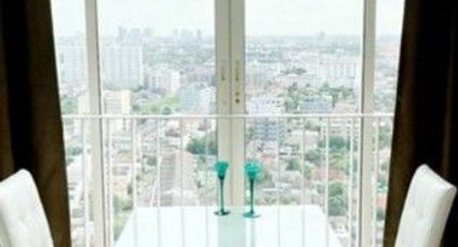 À vendre et à louer 2 chambres condo à Phra Khanong, Bangkok