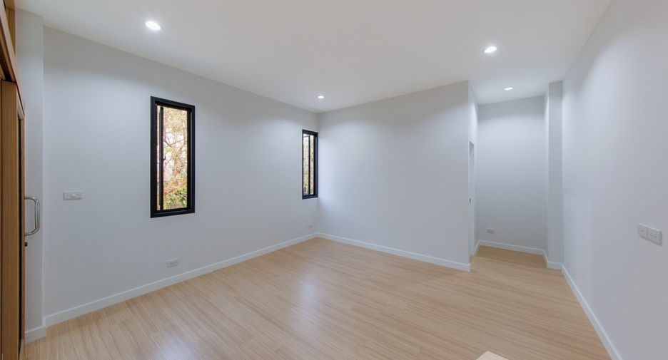 Casa en venta de 3 habitaciones en San Sai, Chiang Mai