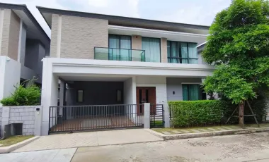 Casa en venta y en alquiler de 4 habitaciones en Saphan Sung, Bangkok