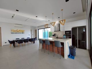 For rent 4 bedrooms villa in Hua Hin, Prachuap Khiri Khan