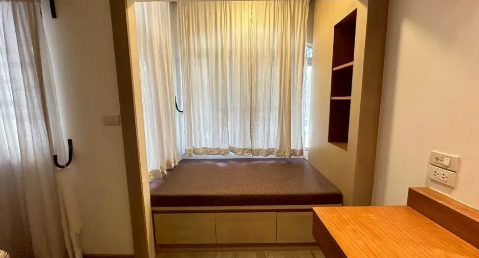 For rent 2 bedrooms townhouse in Mueang Chiang Mai, Chiang Mai