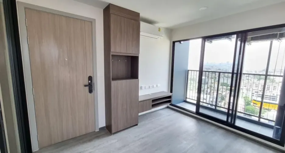 For sale 2 bedrooms condo in Bang Kapi, Bangkok