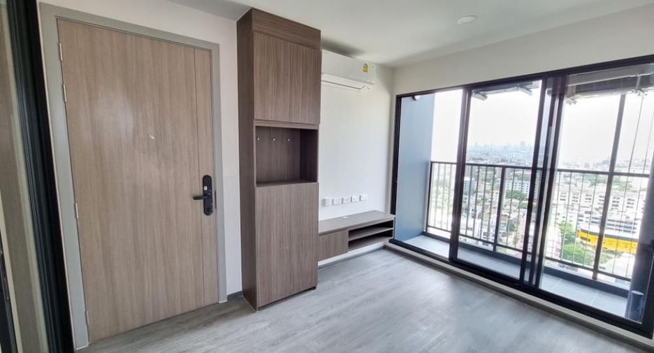 Condo en venta de 2 habitaciones en Bang Kapi, Bangkok