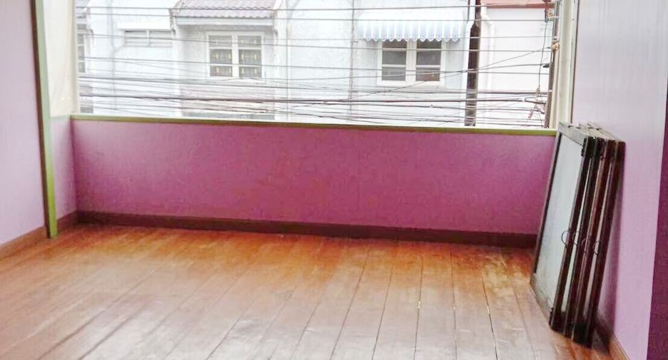 For sale 2 bedrooms townhouse in Don Mueang, Bangkok