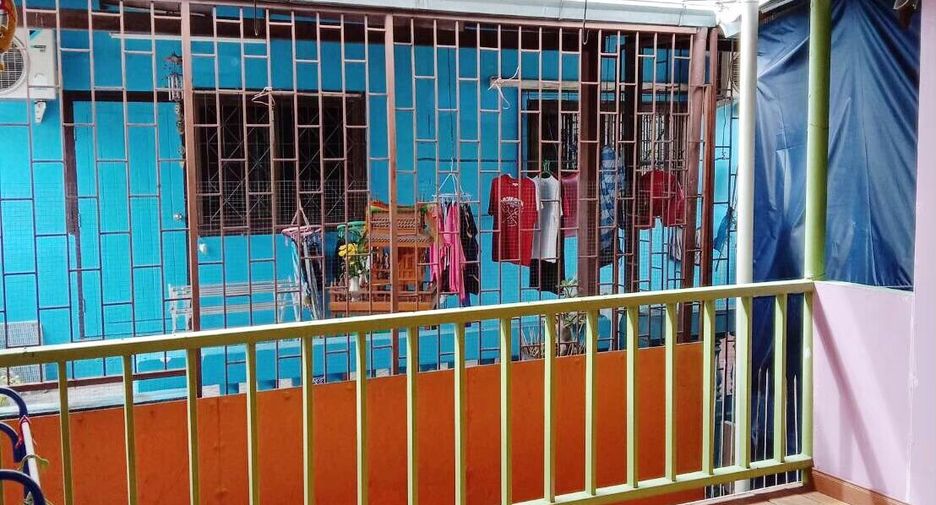 For sale 2 bedrooms townhouse in Don Mueang, Bangkok