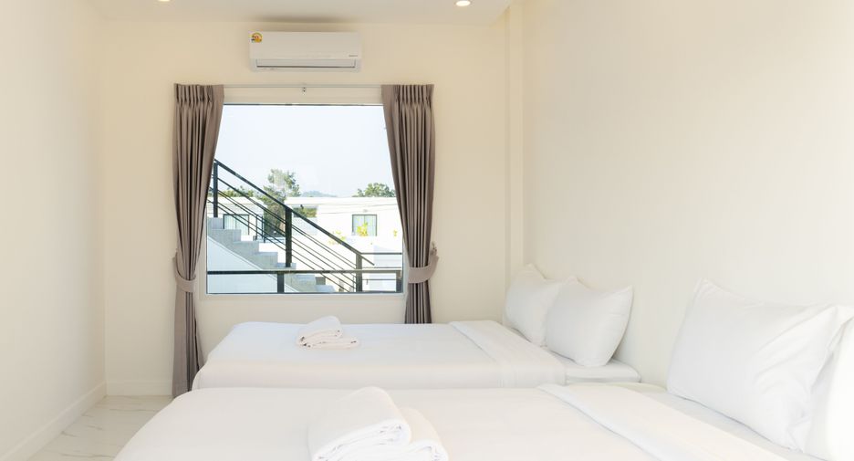 For rent 4 bedrooms villa in Hua Hin, Prachuap Khiri Khan