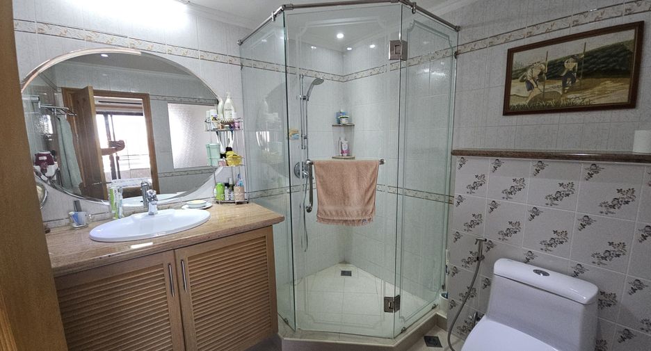 Продажа 3 спальни кондо в Банг Ламунг, Чонбури