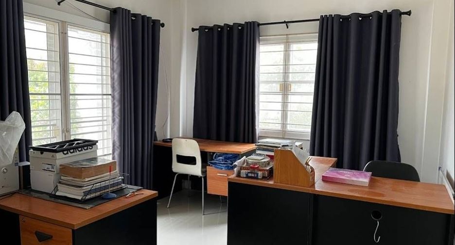 For sale 4 bedrooms house in San Sai, Chiang Mai