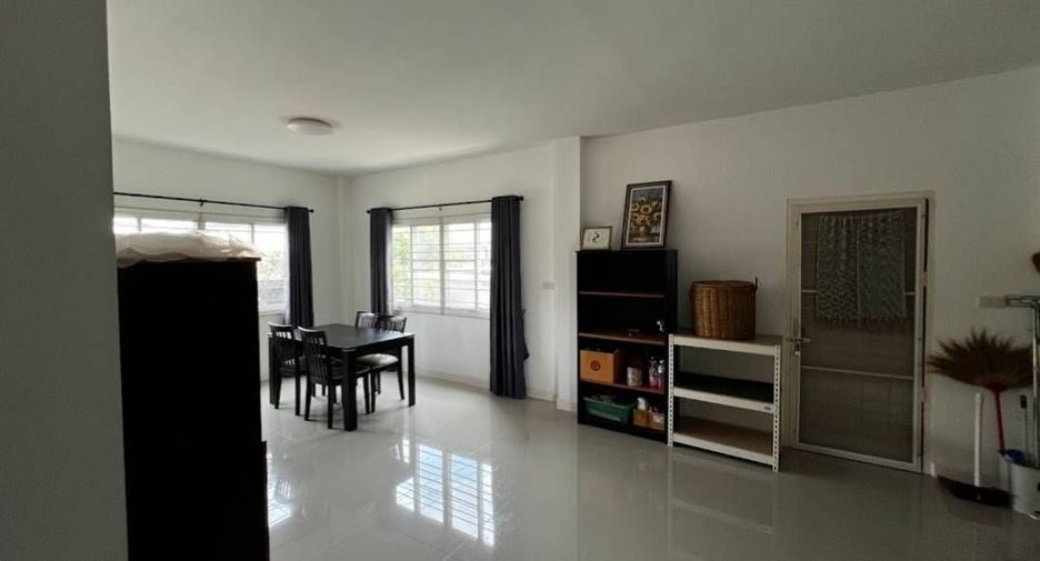 For sale 4 bedrooms house in San Sai, Chiang Mai