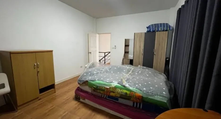 For sale 4 bedrooms house in San Sai, Chiang Mai