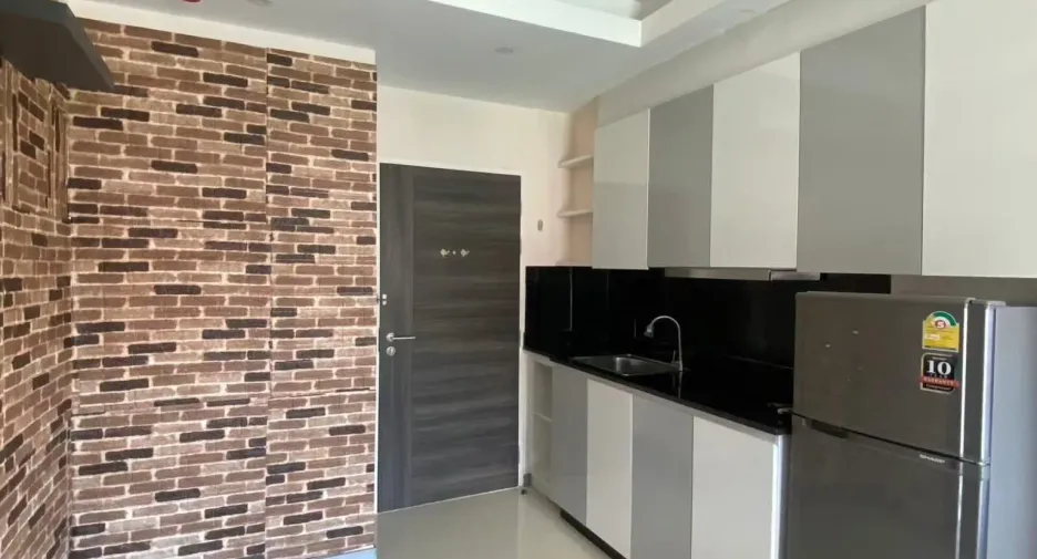 Condo en alquiler de estudio en San Sai, Chiang Mai