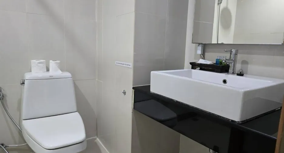 For sale 23 bedrooms hotel in Hua Hin, Prachuap Khiri Khan