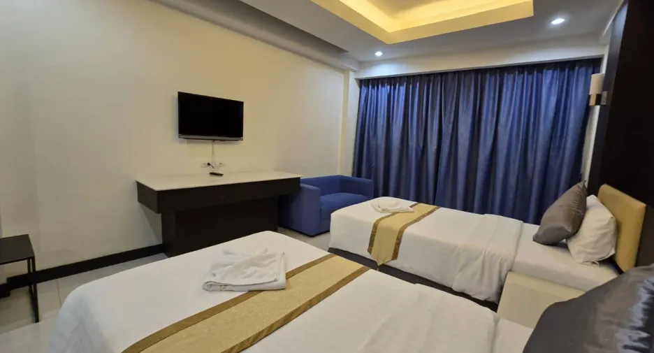 For sale 23 bedrooms hotel in Hua Hin, Prachuap Khiri Khan