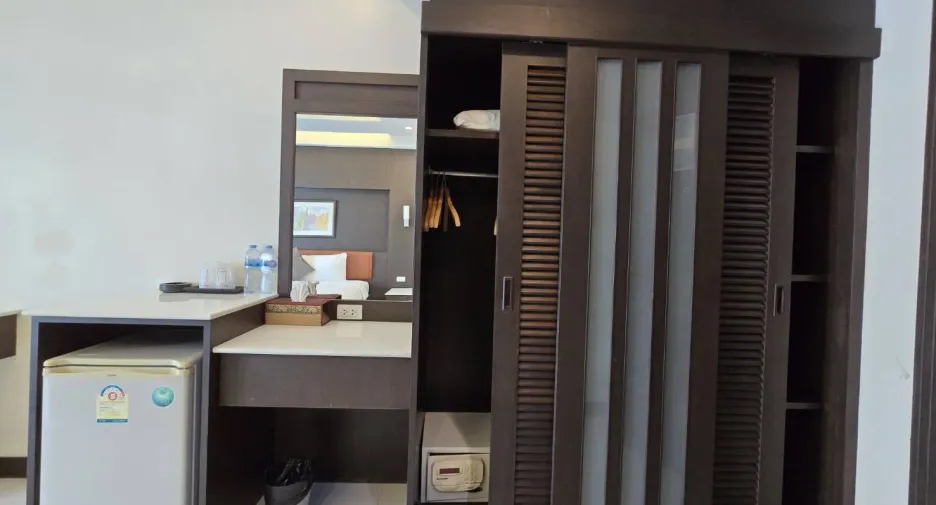 For sale 23 bedrooms hotel in Hua Hin, Prachuap Khiri Khan